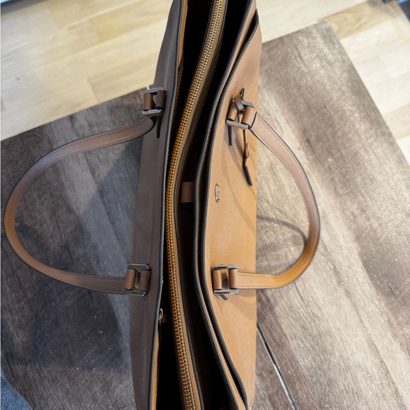 Light Umber Leather Tory Burch Tote - Picture 5 of 8